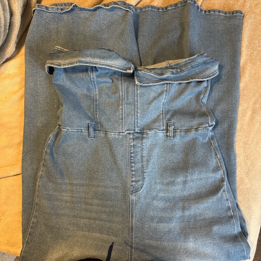 Stylish Denim Strapless Dress